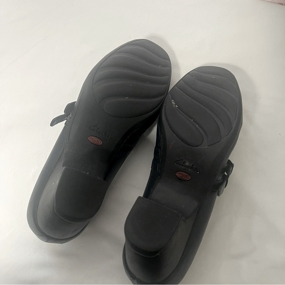 Clarks Collection Women’s NAVY Size 9M Mary Jane Heels Active Air Everyday - Picture 6 of 10